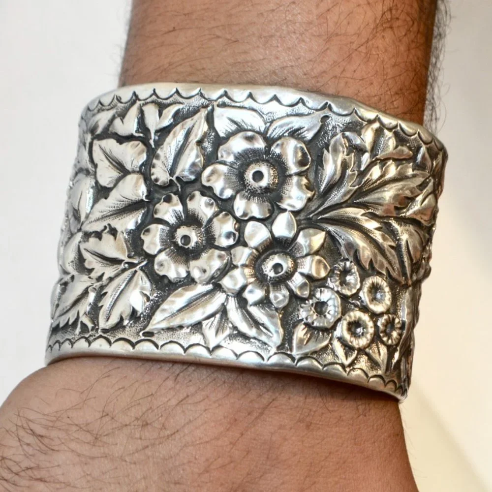 Art Nouveau Sterling Silver Floral Cuff Bracelet - Picture 5 of 12